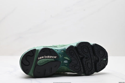 New Balance 1000 series running shoes for men and women, suitable for casual sports.