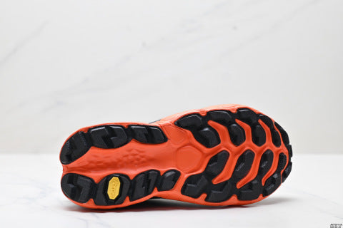 New Balance MTMORLY3 athletic shoes, shock-absorbing running shoes, outdoor casual shoes