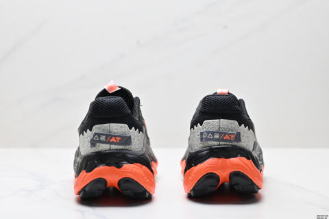 New Balance MTMORLY3 athletic shoes, shock-absorbing running shoes, outdoor casual shoes