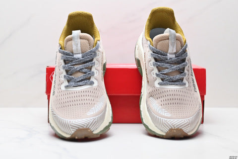 New Balance MTMORLY3 running shoes, shock-absorbing running shoes, platform sole for added height, versatile and stylish.