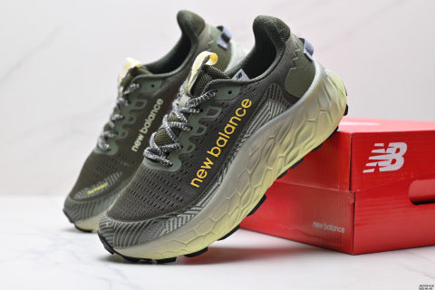 New Balance MTMORLY3 running shoes, athletic shoes, shock absorption, platform sole for added height, versatile and stylish.