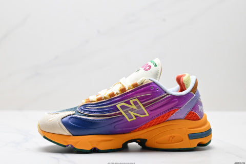 New Balance 1000 series athletic shoes: comfortable, slip-resistant, and durable for casual running.