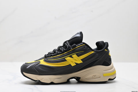 New Balance 1000 series running shoes for men and women: comfortable, slip-resistant, durable, suitable for casual sports.