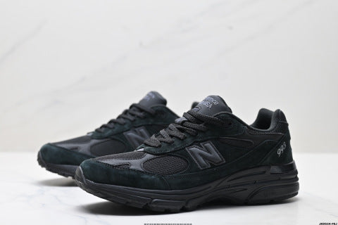 New Balance MR993 series running shoes: classic retro style, versatile for casual and athletic wear.