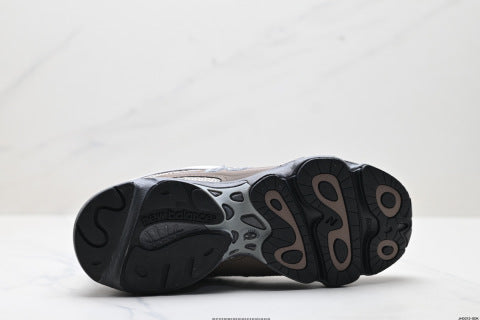 New Balance 1000 series athletic shoes, running shoes, low-top, dad style, casual sports shoes