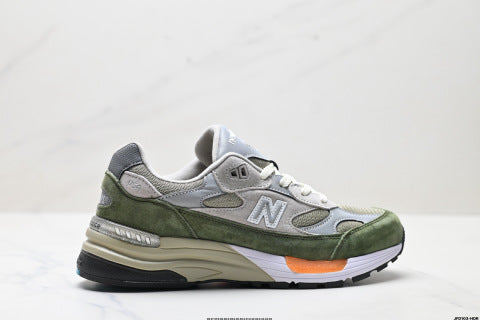 New Balance NB 990 series running shoes, athletic shoes, comfortable, slip-resistant, breathable, and cushioned.