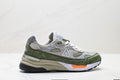 New Balance NB 990 series running shoes, athletic shoes, comfortable, slip-resistant, breathable, and cushioned.