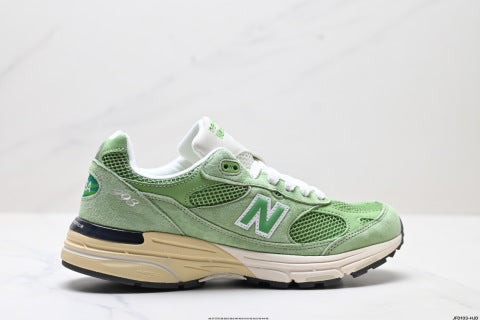 New Balance MR993 Sneakers: Classic Casual, Versatile Dad Shoes