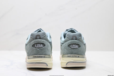 New Balance MR993 running shoes, athletic shoes, classic casual style, versatile.