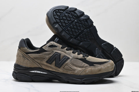 New Balance NB 990 series running shoes, athletic shoes, breathable mesh upper, casual wear.