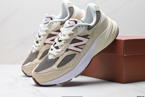 New Balance NB 990 series running shoes for men and women, breathable mesh upper, suitable for sports and leisure.