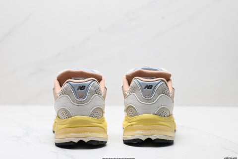 New Balance 2010 series running shoes, new dad style, mesh casual athletic shoes.