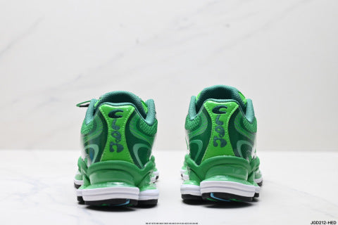 New Balance M2000 series athletic shoes: stylish, versatile, shock-absorbing, slip-resistant, and durable low-top running shoes.