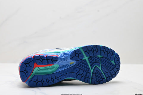New Balance M1906 series athletic shoes, men's and women's shoes, breathable and lightweight, chunky sneaker style.