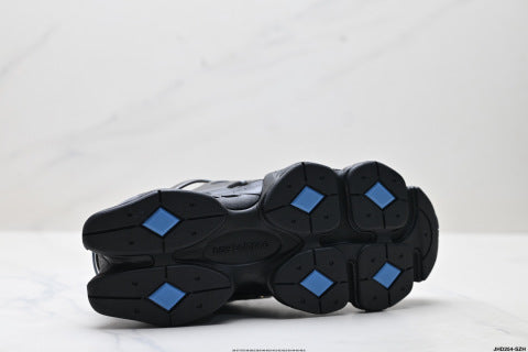 New Balance 9060 series running shoes: comfortable, slip-resistant, retro casual sportswear.