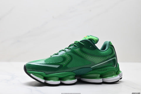 New Balance M2000 series athletic shoes: stylish, versatile, shock-absorbing, slip-resistant, and durable low-top running shoes.