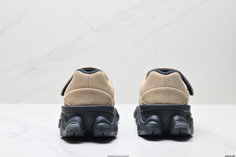 New Balance 8040 "Navy" Casual Shoes: Shock-absorbing, slip-resistant, wear-resistant, and breathable.