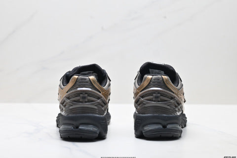 New Balance M1906 series running shoes, casual and comfortable, slip-resistant and durable, chunky sneaker style.