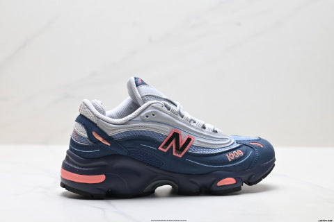 New Balance 1000 series athletic shoes, comfortable, non-slip, low-top casual running shoes.