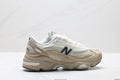 New Balance 1000 series athletic shoes, running shoes, comfortable, slip-resistant, durable, and casual.