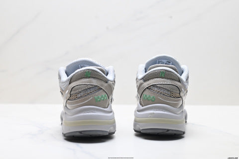 New Balance 1000 series athletic shoes, running shoes, comfortable, slip-resistant, durable, and casual.