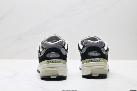 New Balance 992 series running shoes, classic casual sports shoes, versatile chunky sneakers.