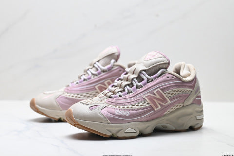 New Balance 1000 series sneakers, low-top dad style, casual running shoes