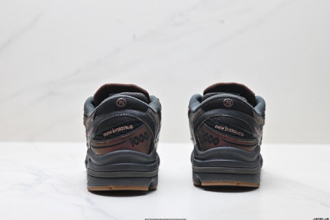 New Balance 1000 series athletic shoes, running shoes, slip-resistant, durable, breathable, casual shoes.