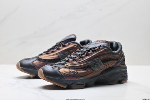New Balance 1000 series athletic shoes, running shoes, slip-resistant, durable, breathable, casual shoes.