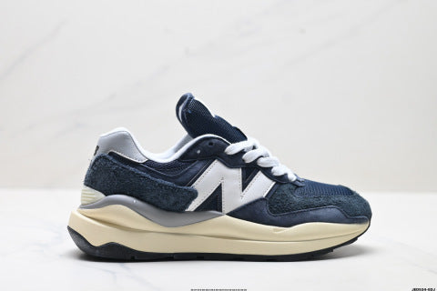 New Balance 5740 series running shoes, athletic shoes, slip-resistant, wear-resistant, and cushioned.