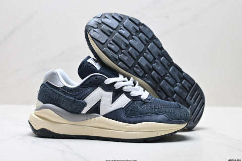 New Balance 5740 series running shoes, athletic shoes, slip-resistant, wear-resistant, and cushioned.