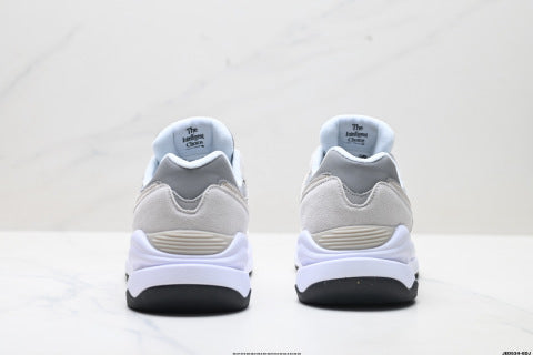 New Balance 5740 series running shoes, athletic shoes, slip-resistant, wear-resistant, and cushioned.