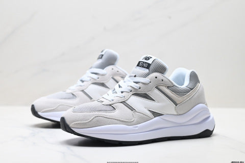 New Balance 5740 series running shoes, athletic shoes, slip-resistant, wear-resistant, and cushioned.