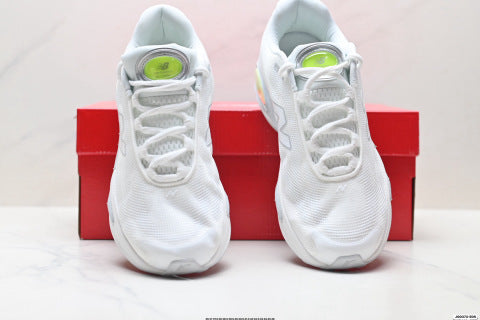 New Balande AC Runner series running shoes: comfortable fit, mesh cushioning.