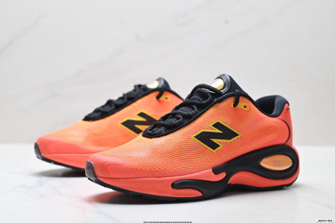 New Balande AC Runner series running shoes: comfortable fit, mesh cushioning, and slip-resistant.