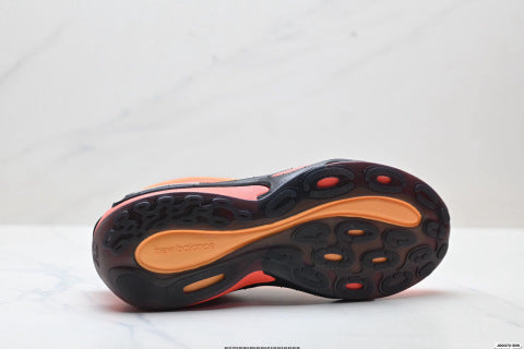 New Balande AC Runner series running shoes: comfortable fit, mesh cushioning, and slip-resistant.