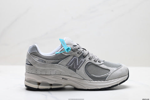 New Balance 2002R running shoes, athletic shoes, comfortable, slip-resistant, durable, and casual.