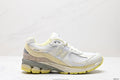AURALEE New Balance M2002RA1 Collaboration Series Sneakers, Low-top Dad Style Casual Running Shoes