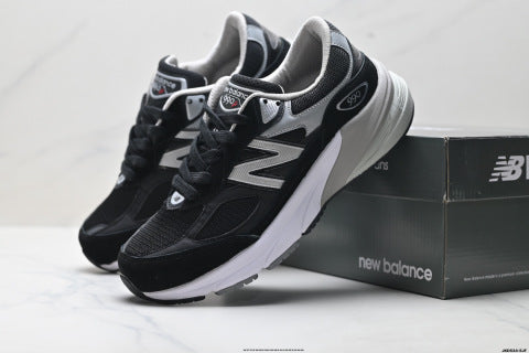 New Balance NB 990 series running shoes, breathable mesh upper, low-top casual shoes.