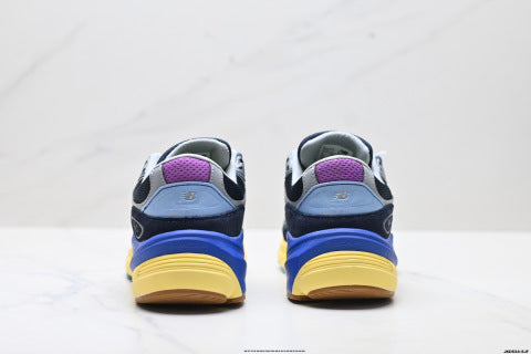 New Balance NB 990 series athletic shoes, mesh low-top casual running shoes.