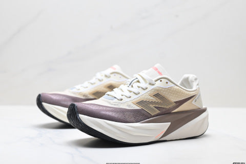 New Balance FuelCell running shoes, featuring a simple mesh design, slip-resistant, durable, breathable, and lightweight construction.