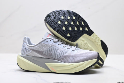 New Balance FuelCell athletic shoes, running shoes, men's and women's shoes, slip-resistant, wear-resistant, breathable and lightweight.