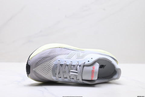 New Balance FuelCell athletic shoes, running shoes, men's and women's shoes, slip-resistant, wear-resistant, breathable and lightweight.