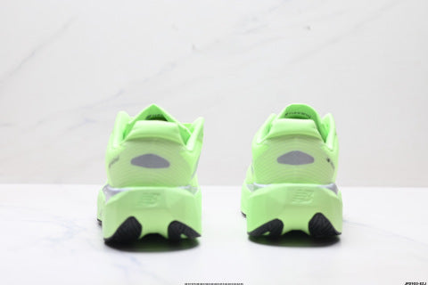 New Balance FuelCell athletic shoes, running shoes, men's and women's shoes, slip-resistant, wear-resistant, breathable and lightweight.