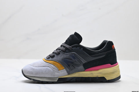 New Balance 997 series men's athletic shoes, cushioned and durable running shoes