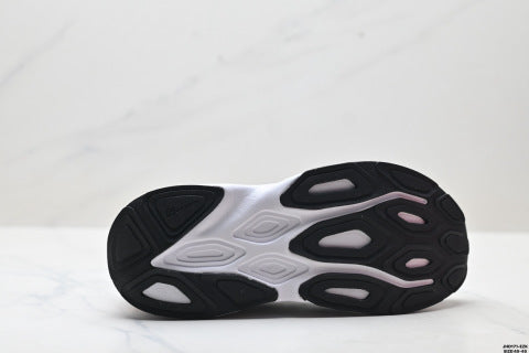 New Balance NB Fresh Foam running shoes: comfortable, slip-resistant, durable, low-top, marathon running shoes.
