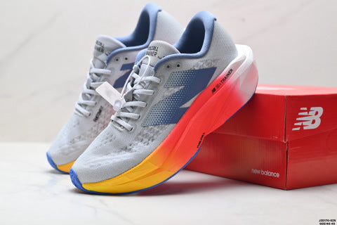 New Balance FuelCell athletic shoes, running shoes, simple mesh fabric, non-slip, wear-resistant, breathable and lightweight.