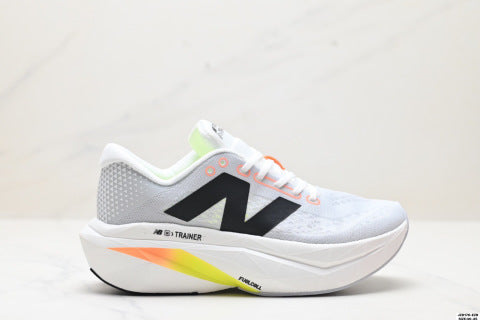 New Balance FuelCell Running Shoes: Simple mesh fabric, non-slip, wear-resistant, breathable, and lightweight. Men's shoes.