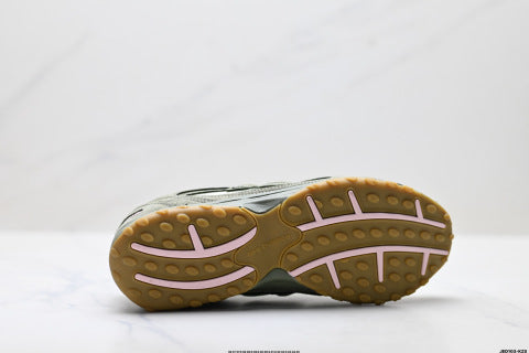 New Balance 204L series athletic shoes, leather, shock-absorbing, wear-resistant, lightweight, low-top casual shoes.