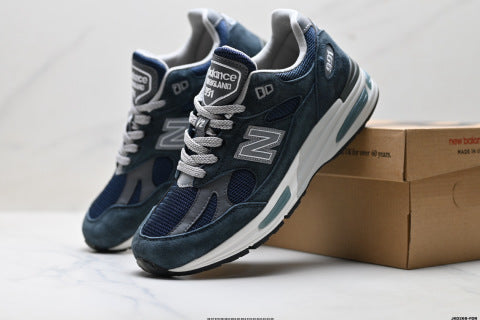 New Balance 991 series running shoes, classic and versatile casual athletic shoes.